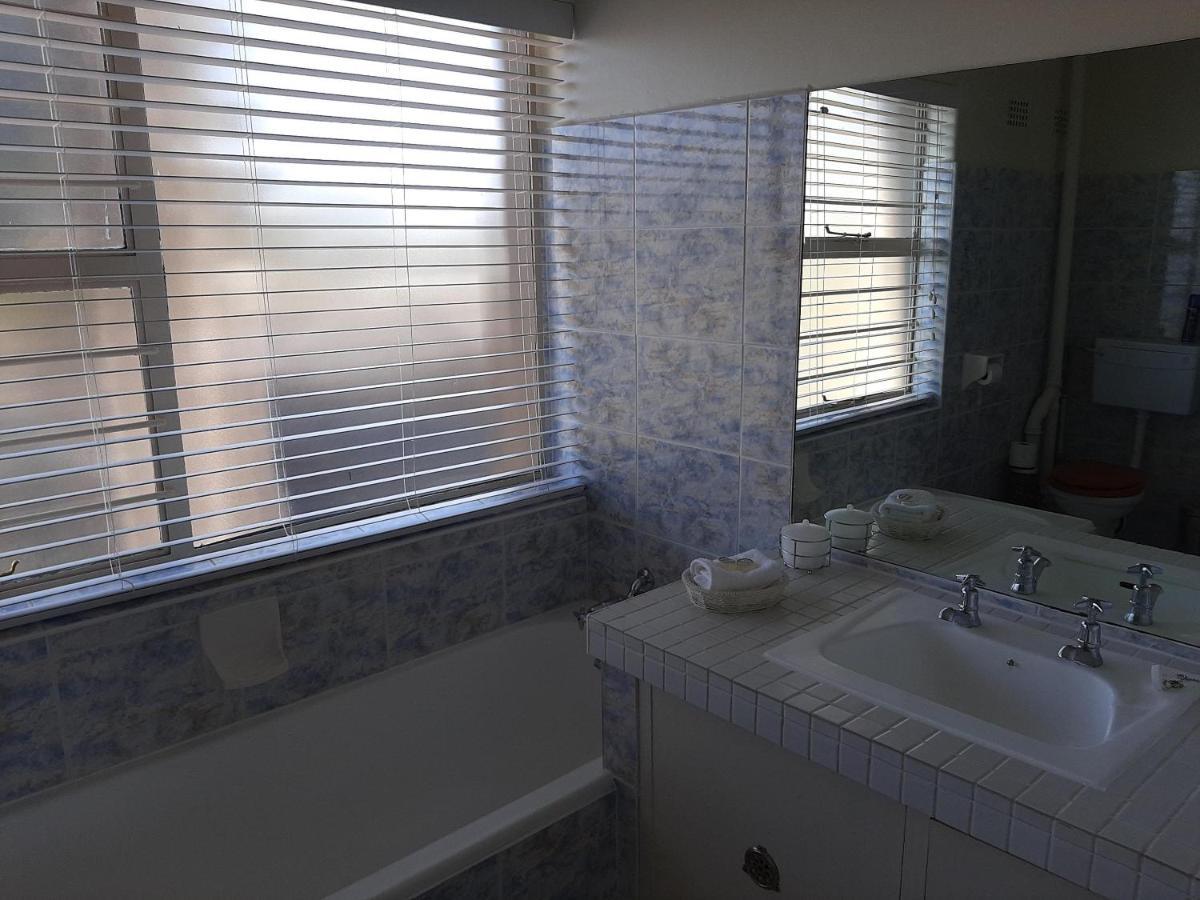 Afton Safari Lodge Kempton Park Eksteriør bilde